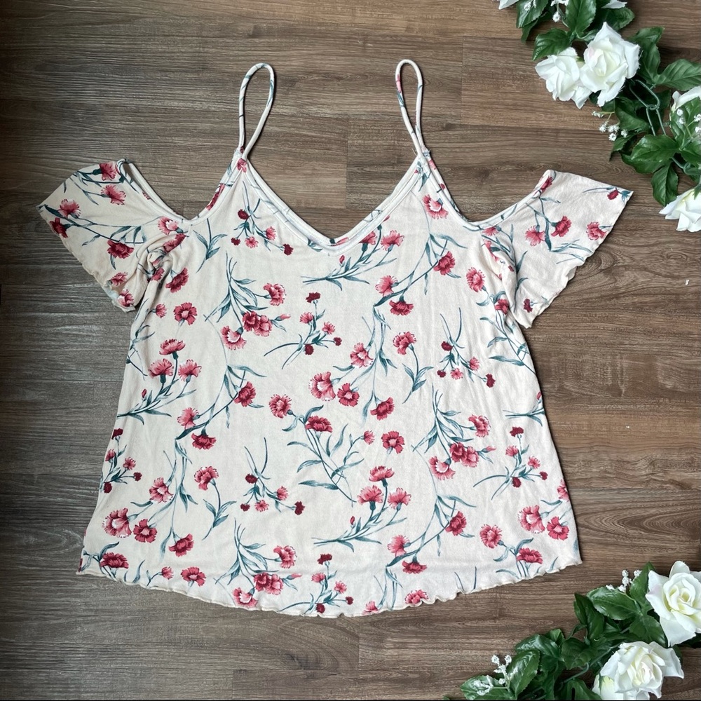American Eagle Cold Shoulder Floral Crepe Blouse